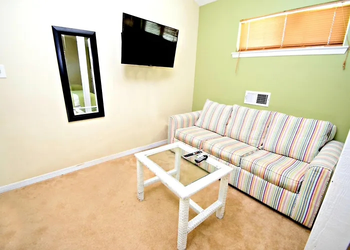 Lagoon Run Holiday home
